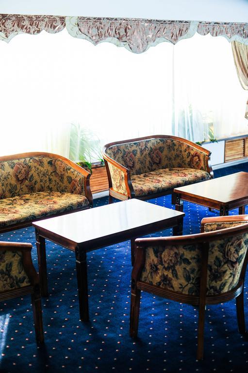 Dostyk Hotel Shymkent Exterior foto