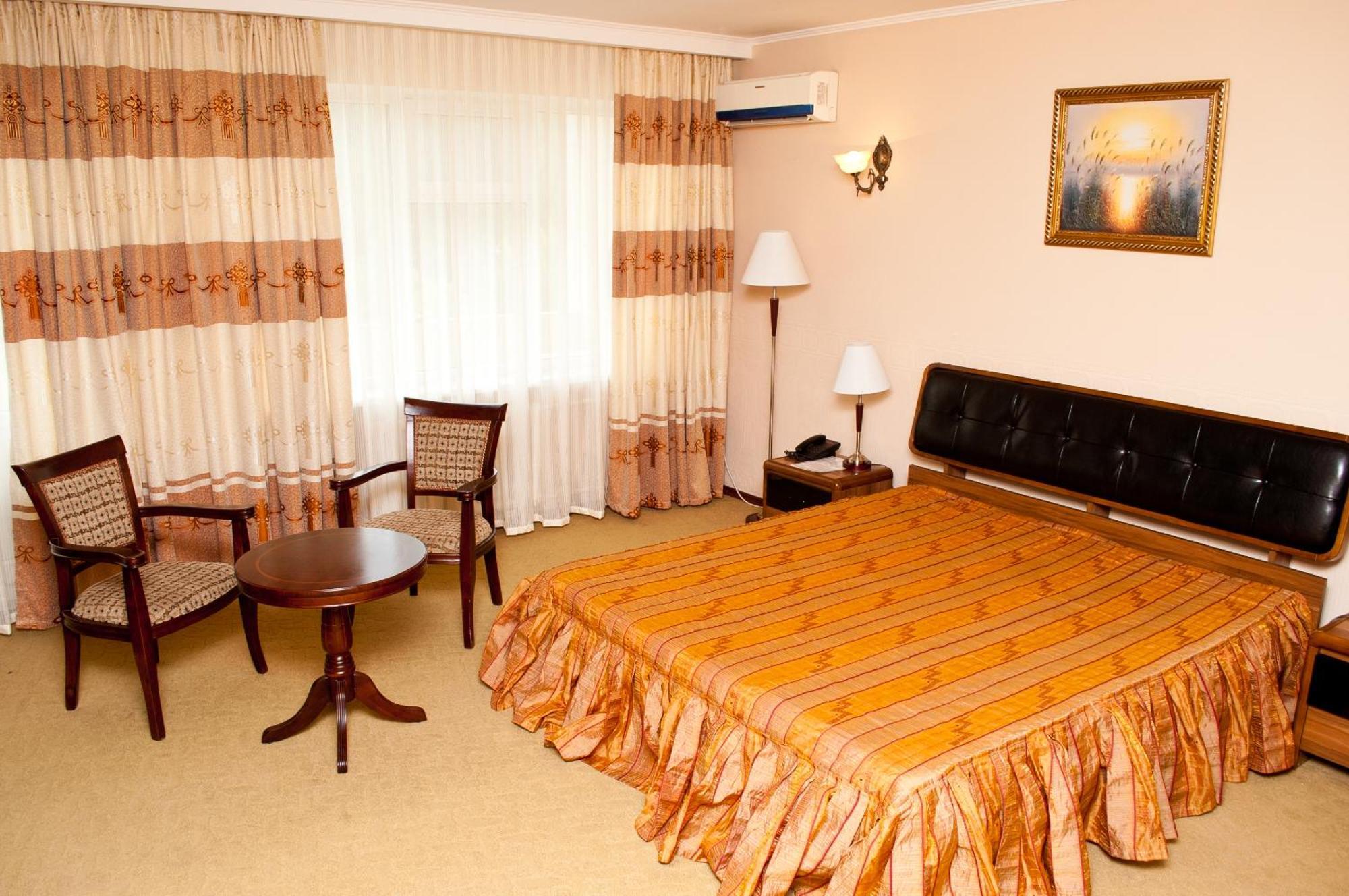 Dostyk Hotel Shymkent Exterior foto